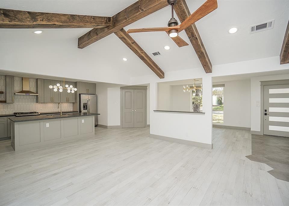 1st image of 1802 Valley Vista Dr