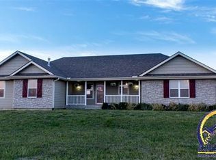 4449 SW Deer Trail St, Topeka, KS 66610