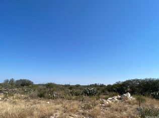 73 FRIENDSHIP HILLS CIR LOT B5, Uvalde, TX 78801
