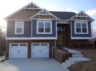 1008 Longo Dr, Soddy Daisy, TN 37379