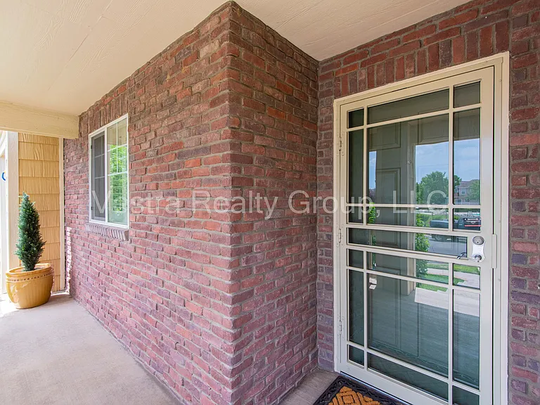17273 E Wyoming Pl — Photo 3