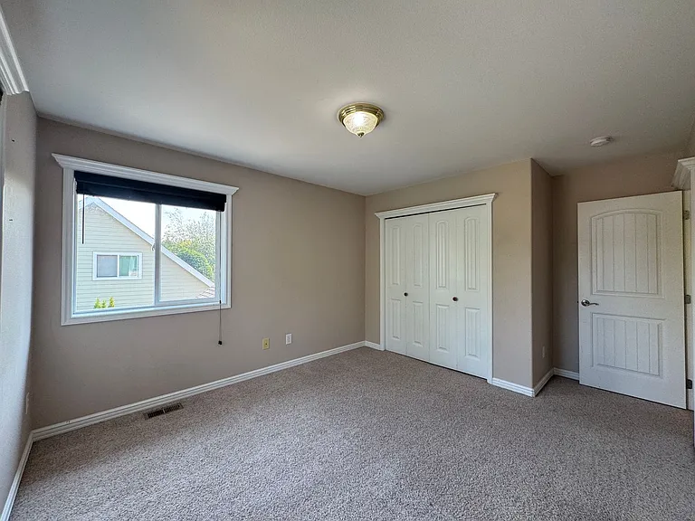 4467 Castlerock Dr — Photo 42