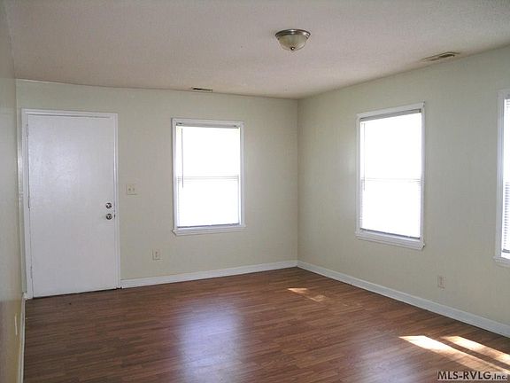 3rd image of 312 Pine St