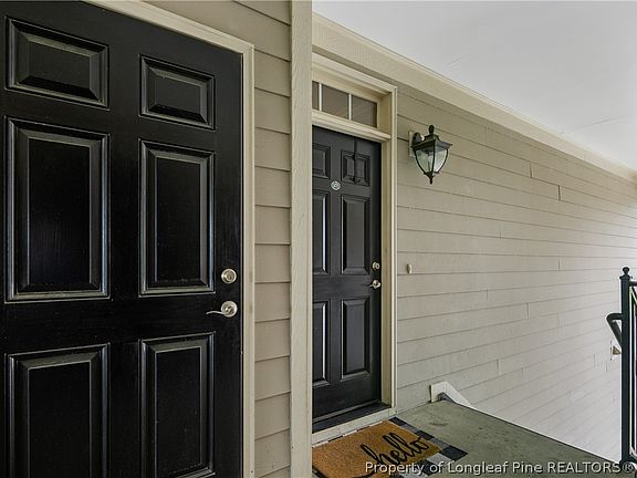 4th image of 411 Gallery Dr Unit 203