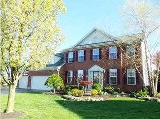 4015 Pioneer Ct, Powell, OH