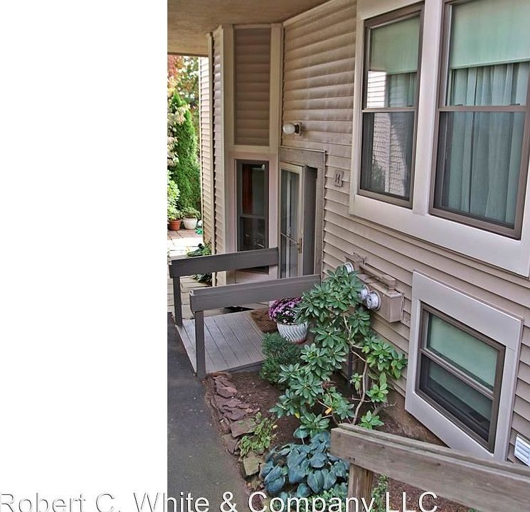 1st image of 14 Stevens Pl