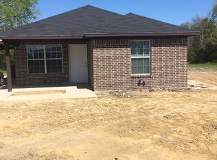 712 Gilbert St, Terrell, TX 75160
