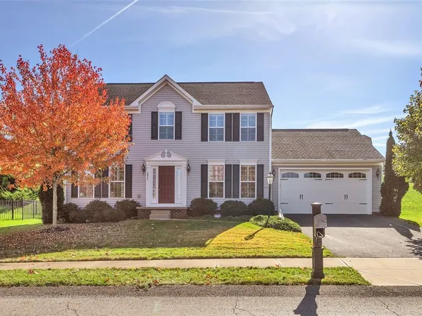 2032 Eagle Ridge Dr, Valencia, PA 16059