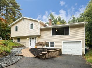 6 Sewalls Pasture Rd, York, ME 03909