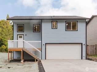 110 E Ellinor Peak Pl, Belfair, WA