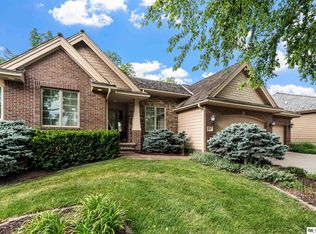 15447 Stevens Plz, Omaha, NE 68137