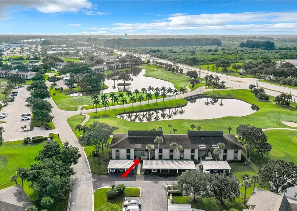 Located just steps to clubhouse, heated pool, pickle ball, pro shop + more!