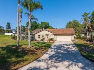 10545 Parkway Dr, Clermont, FL 34711