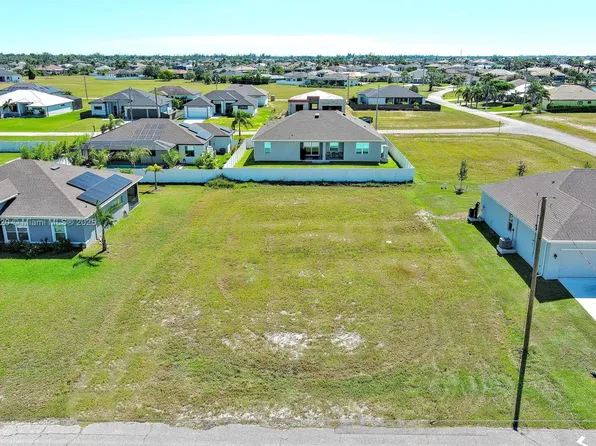 3548 NW 21st Ter, Cape Coral, FL 33993