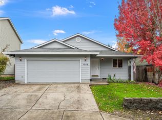 1029 SW View Crest Dr, Dundee, OR 97115