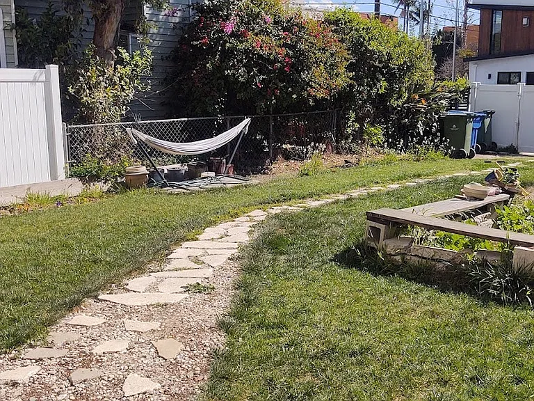 1177 Nelrose Ave — Photo 2
