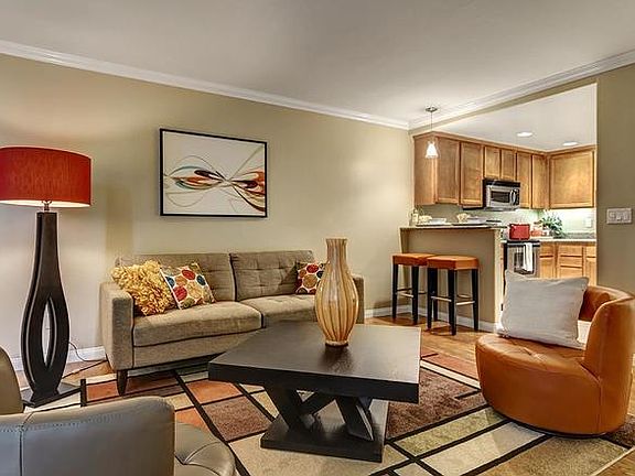 4th image of 3993 Jewell St Unit B10