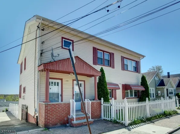 213 E 26Th St, Paterson City, NJ 07514