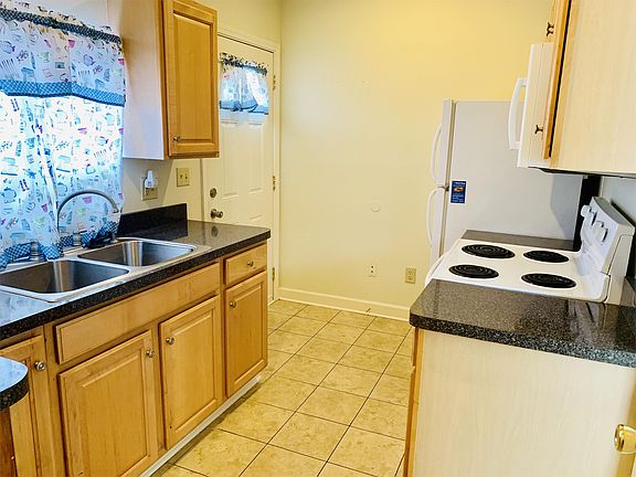 4th image of 103 Veazey St #D