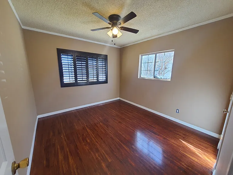 Bedroom #1