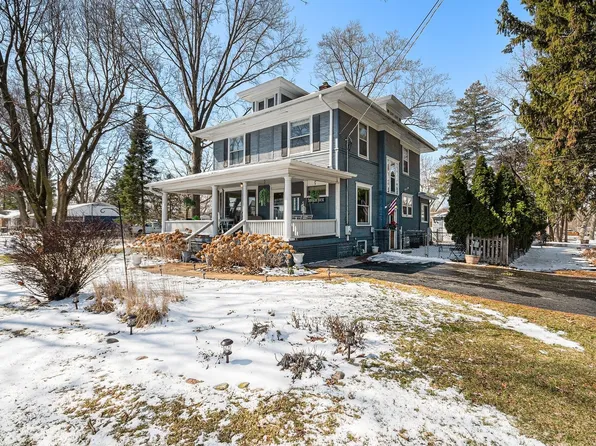 1001 S Main St, Yorkville, IL 60560