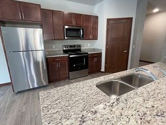 5th image of 6408 Driscoll Dr