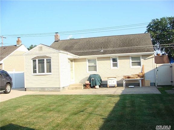 4th image of 62 Nevada St