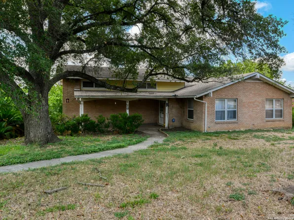 128 Rilla Vista, San Antonio, TX 78216