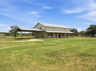373 Cross Rd, Kingsbury, TX 78638