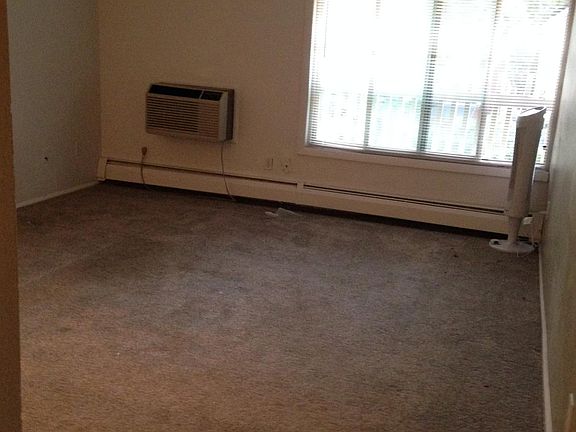 Living room without furnishings