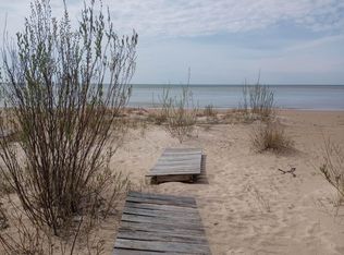 W Range St, Mears, MI 49436