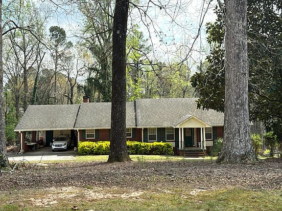 2nd image of 1138 Cardinal Way SW