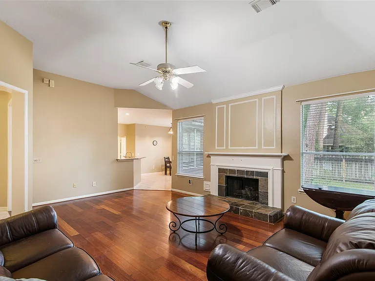 6 Windfern Pl — Photo 20