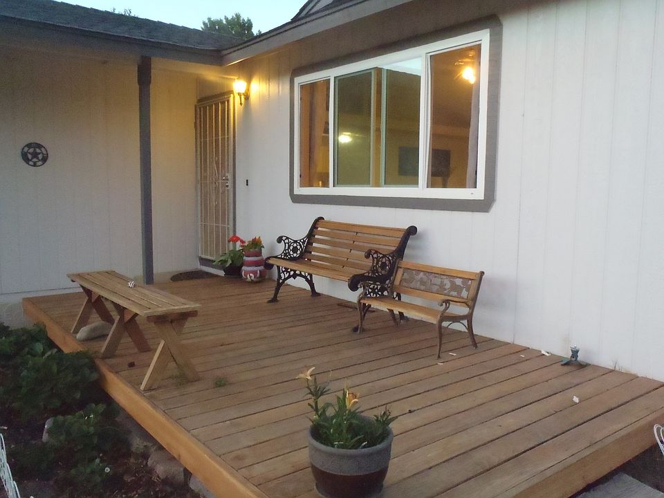 1st image of 1394 Bumblebee Dr