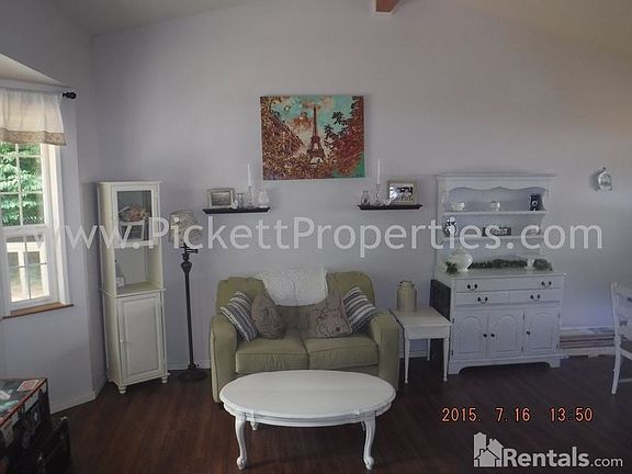 3rd image of 492 NE Stenman Ln