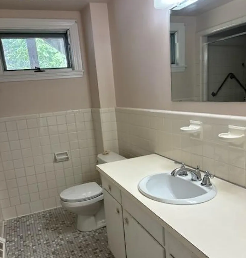 14 Salem St — Photo 4