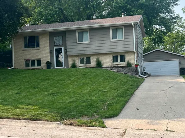 607 E Park Ave, Red Oak, IA 51566