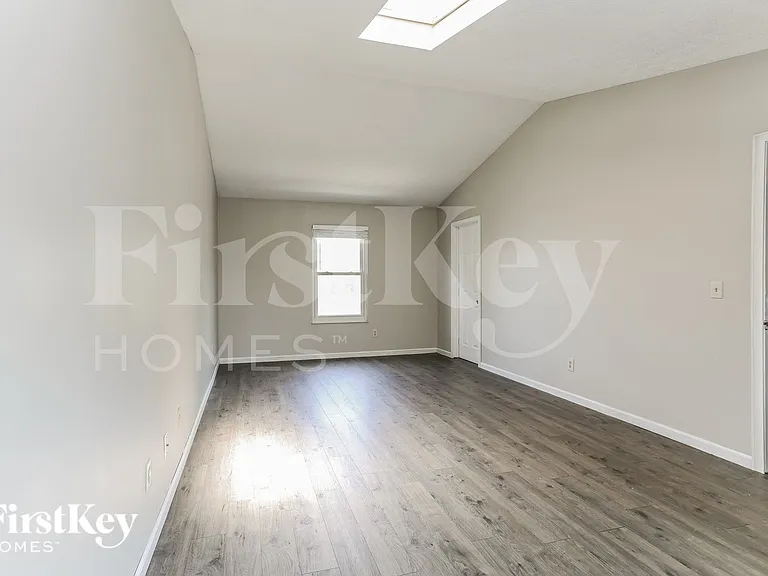 5705 Andrea Ln — Photo 9