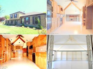 301 Moser Rd, Louisville, KY 40243