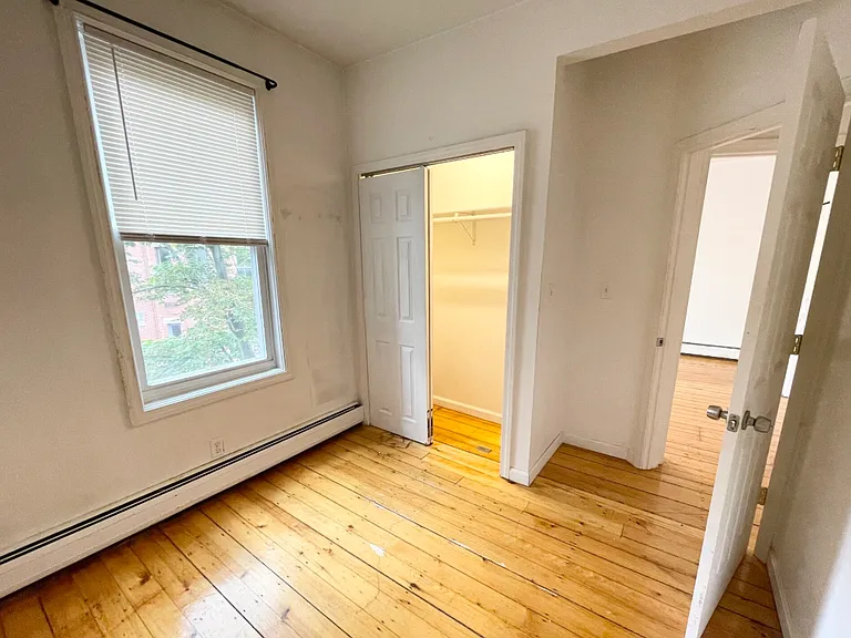 52 Delle Ave #2F — Photo 8
