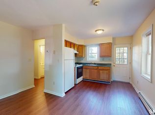 37 Landin St #1R, Woodbridge, CT 06525