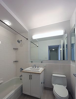 4th image of 33 W End Ave APT 22C