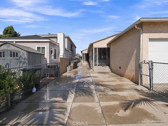 4th image of 471 Hoefner Ave