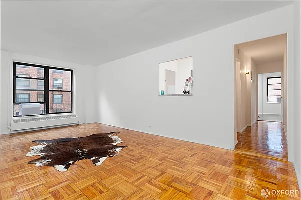 Sold by Oxford Property Group | media 8