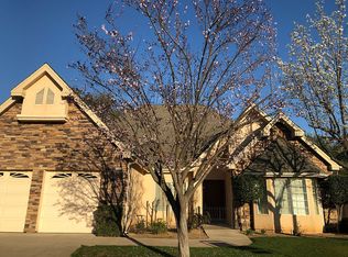 2563 Swift Ave, Clovis, CA 93611