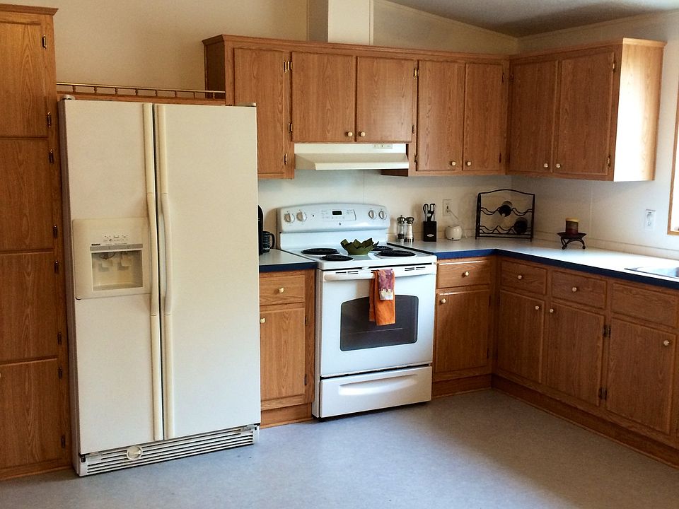 2nd image of 1120 W Fairview Dr Space 12