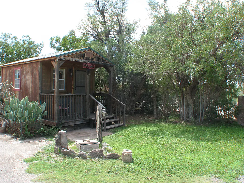 223 US Highway 80