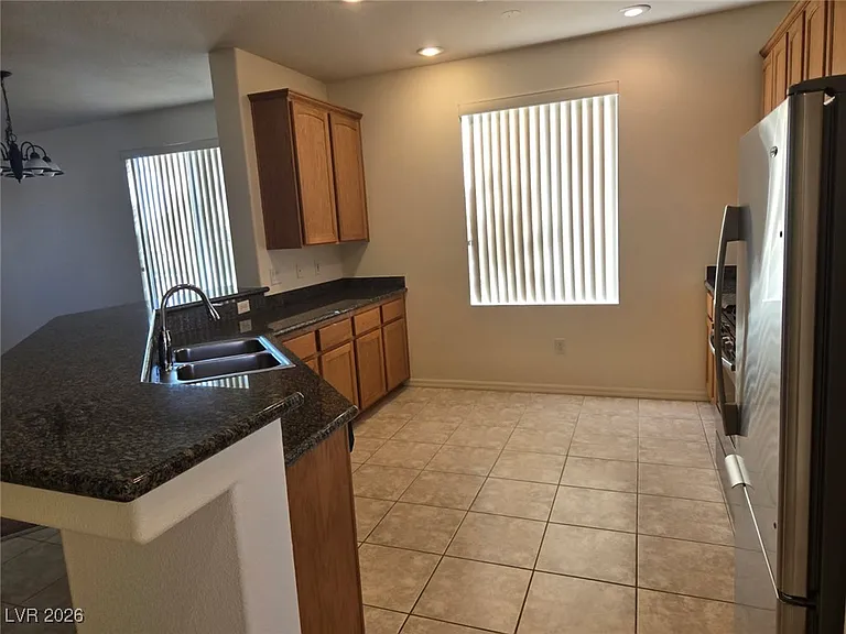 5196 Alfingo St #- — Photo 14