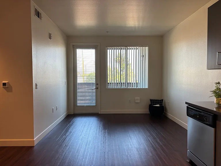 Mission Lofts — Photo 57