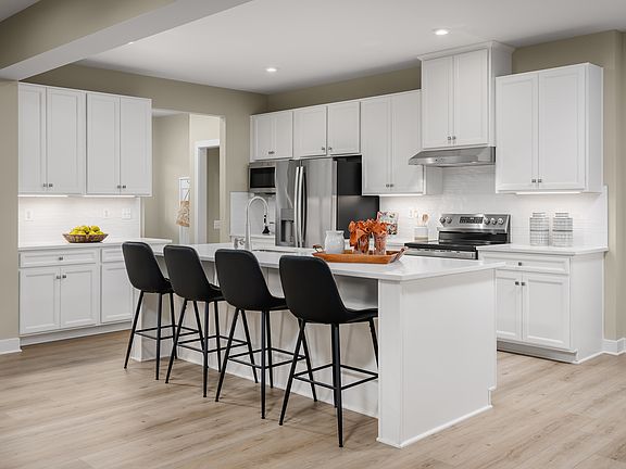 Powell w 3-Car Garage